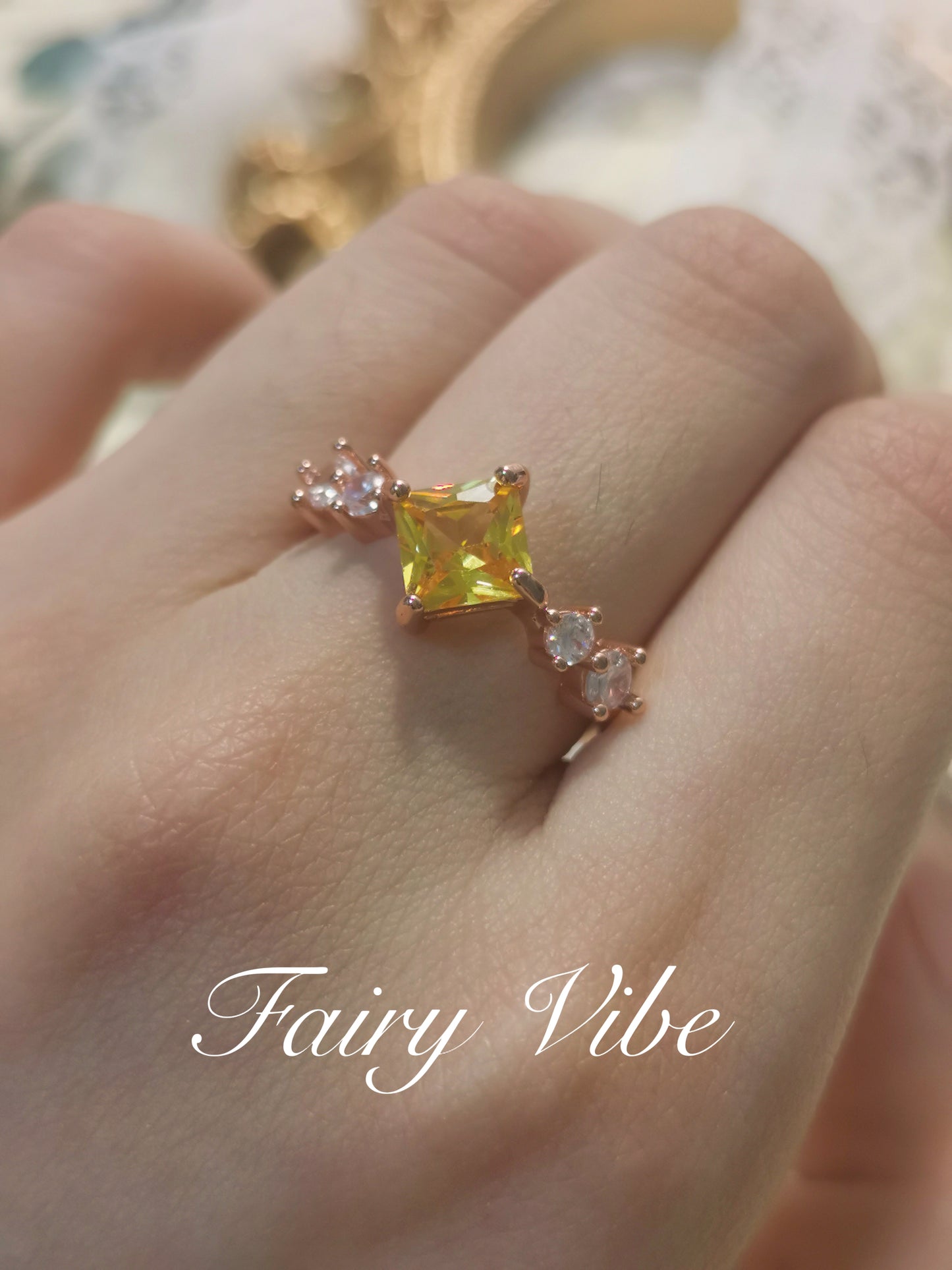 Yellow Shinning Cubic Zirconia Topaz Rings For Women Rose Gold Plated