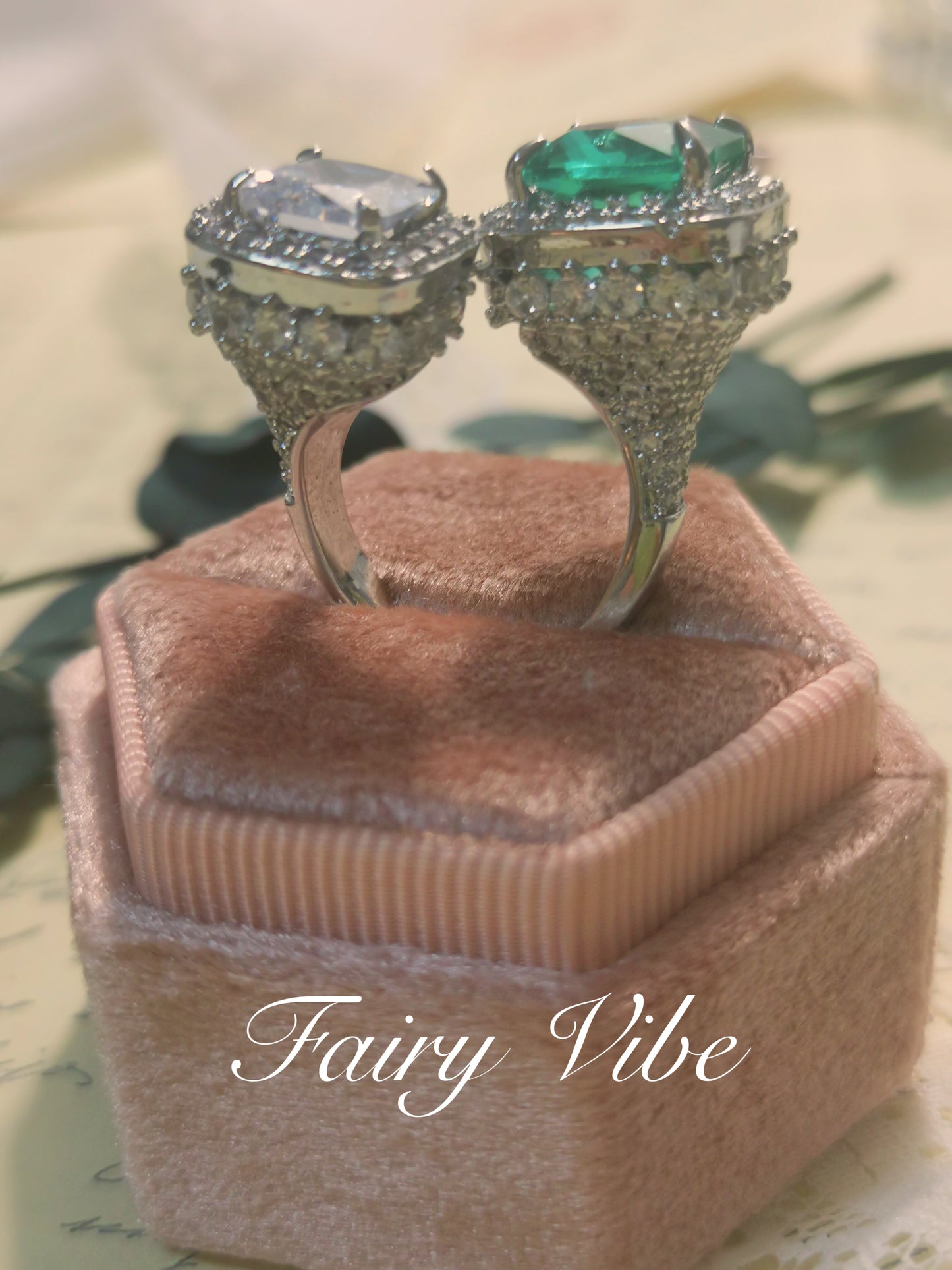 Gorgeous Cubic Cut with Double Gems Green & White CZ Fine Craved Ring