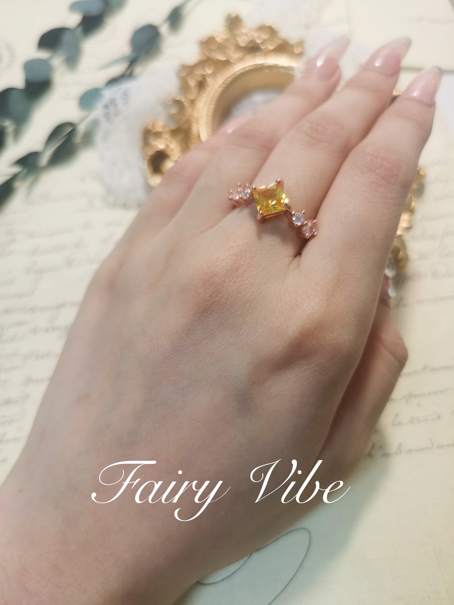 Yellow Shinning Cubic Zirconia Topaz Rings For Women Rose Gold Plated