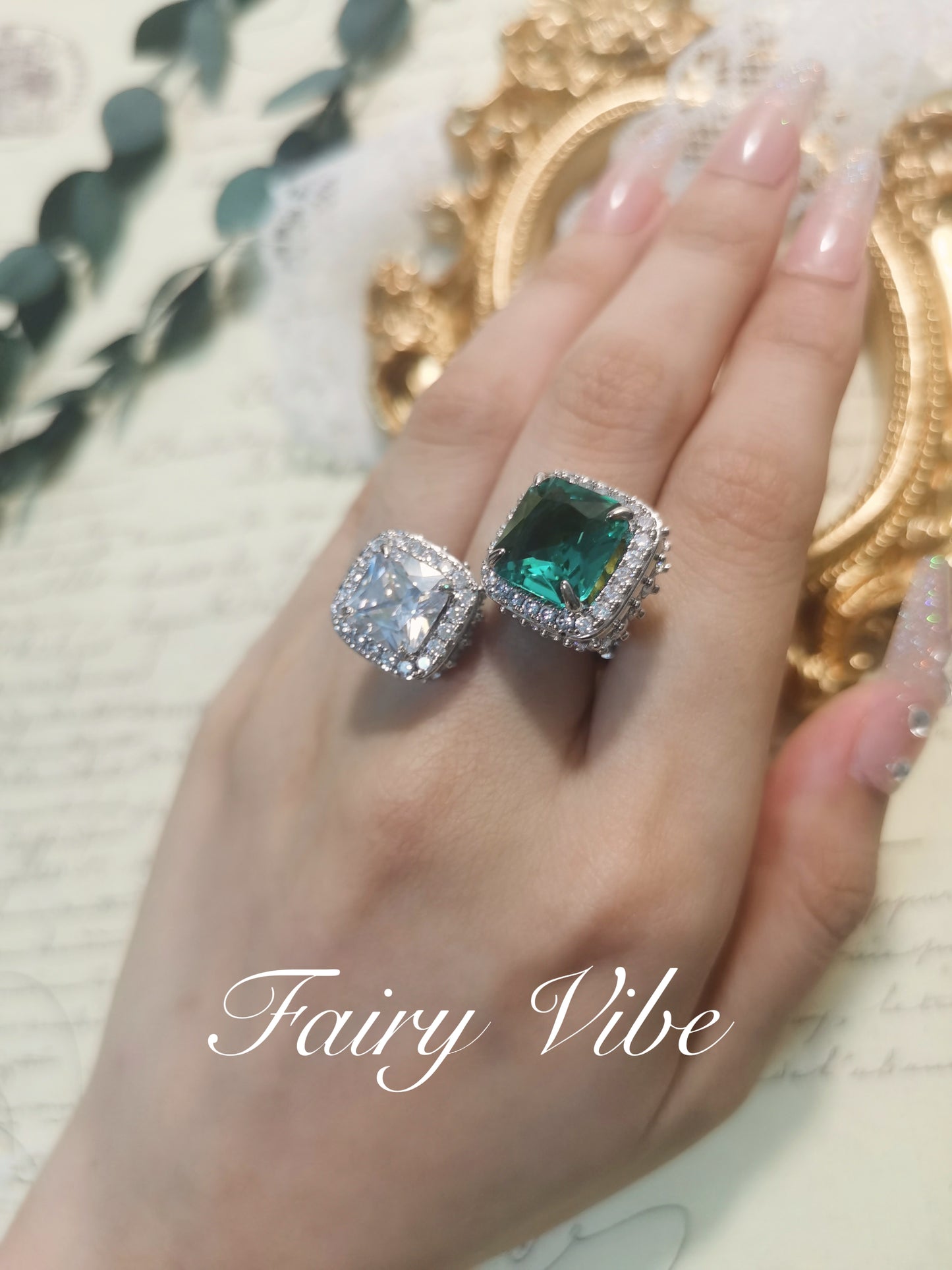 Gorgeous Cubic Cut with Double Gems Green & White CZ Fine Craved Ring